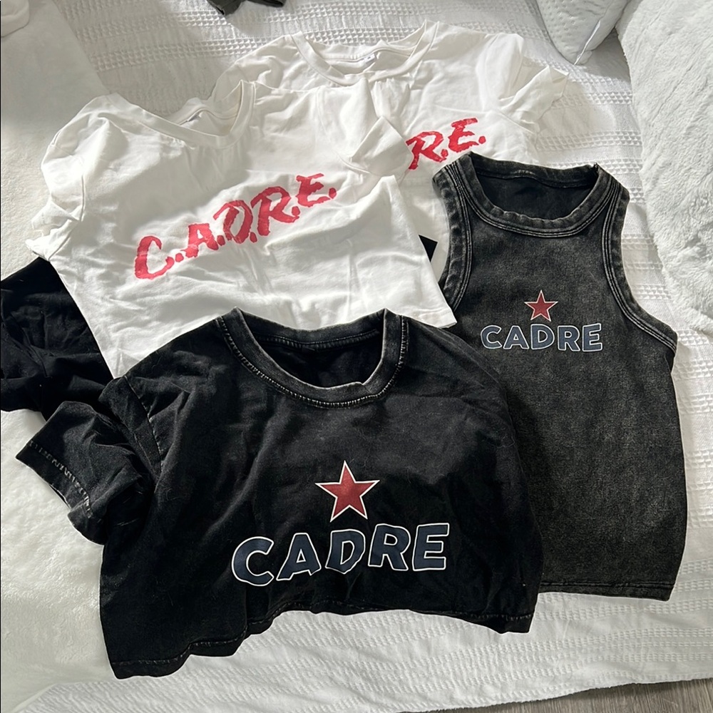 5 Graphic Cropped T-Shirts